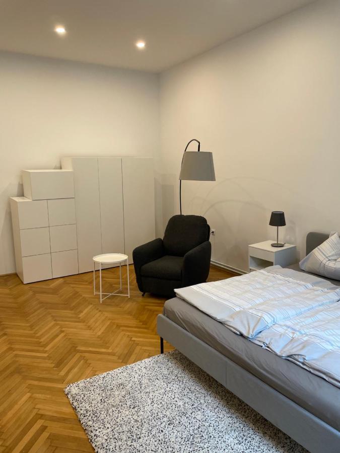 100M2 Apartment Naehe 1010 Wien Bagian luar foto